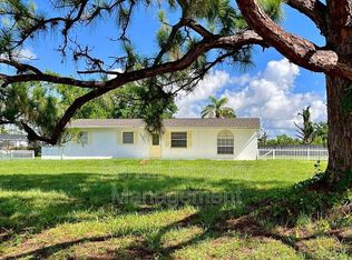 15551 Park Way, Alva, FL 33920
