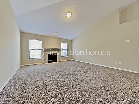 4th image of 111 Glen Abbey Ln