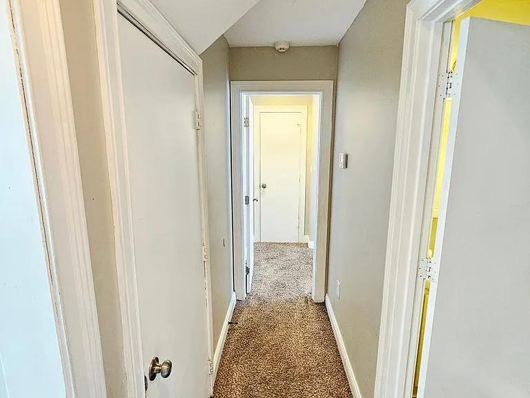 1191 Duxberry Ave — Photo 16