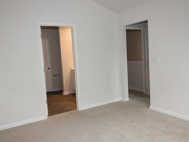1185 Evelynnview Ln — Photo 20