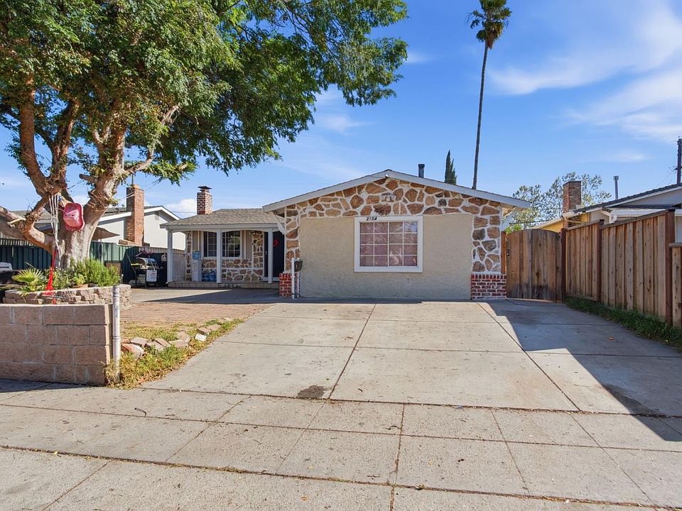 1st image of 2154 Orlando Dr