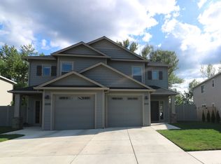 3846 Creek View Dr, Medford, OR