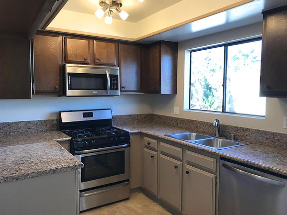 Lighting, Granite, Window, Stainless Steel; Its All Here.