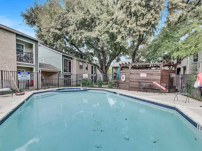 2104 Cullen Ave #207 — Photo 22