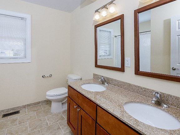 2nd image of 9 Main St #39