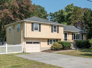 9 Lillian Rd, Lexington, MA 02420