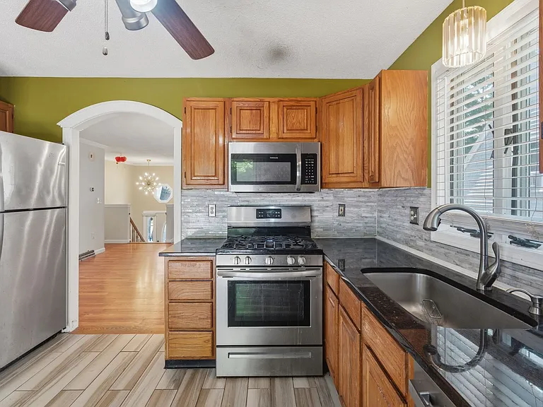 290 Tremont St — Photo 14