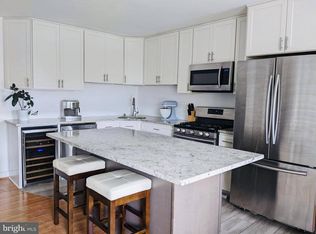 1300 S Arlington Ridge Rd APT 105, Arlington, VA 22202