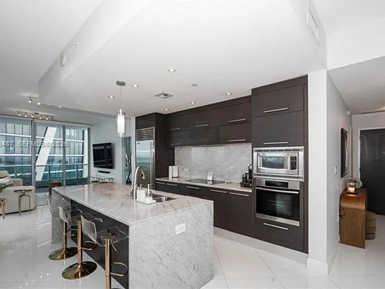 900 Biscayne Blvd #4412 — Photo 2