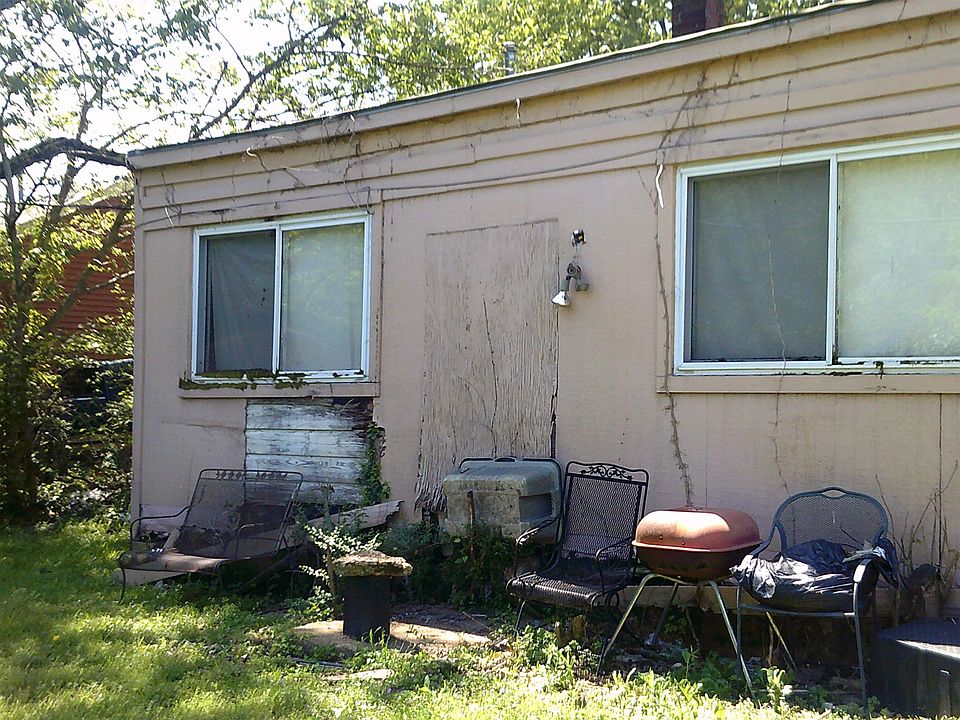 2nd image of 2732 Frisco Ave
