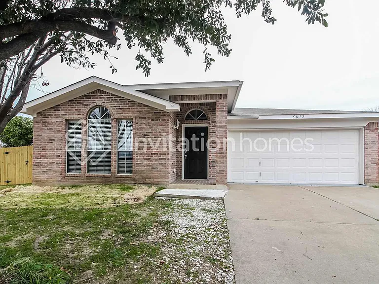 5812 Matt St — Photo 1