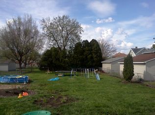 1249 E Berrien St, Galesburg, IL 61401