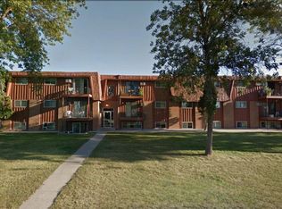 516-518 32nd Ave S #12, Moorhead, MN 56560