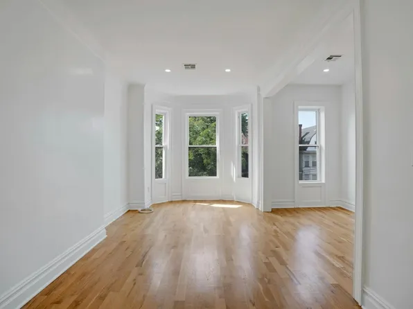 52 Brinkerhoff Street image 29 of 39