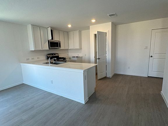 kitchen (photo of sister property)