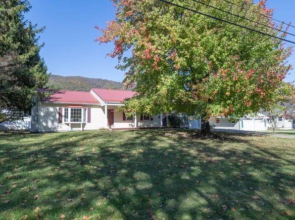 3006 Valley Ridge Rd, Covington, VA 24426