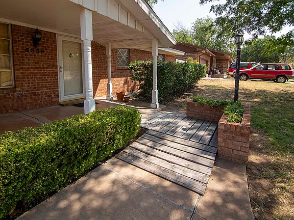 5th image of 5539 NW Eisenhower Dr