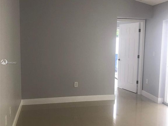 2nd image of 13760 SW 147th Circle Ln #322