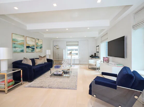 502 Park Avenue image 1 of 6