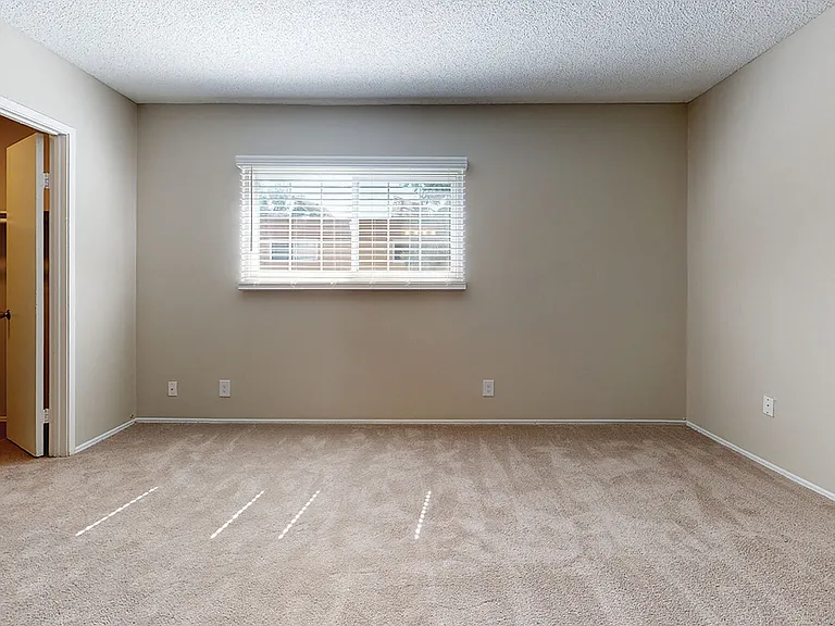 Park Villas Apartments — Photo 5