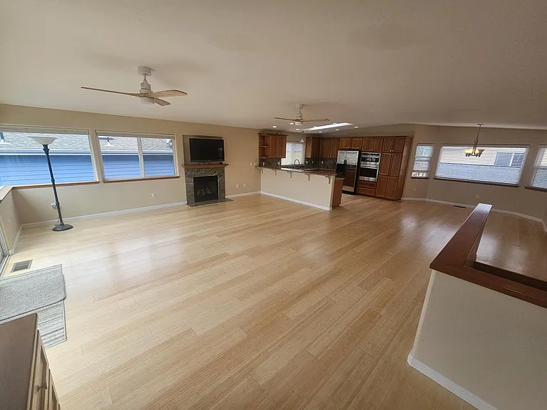 335 Las Vegas St #1 — Photo 6