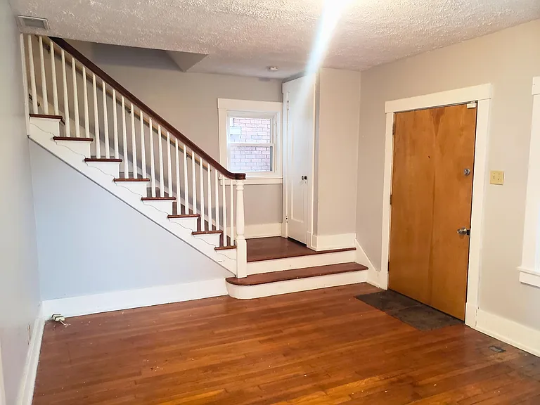 3102 Bergman St — Photo 5