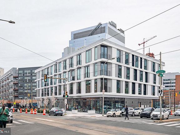 2nd image of 3748-9 Lancaster Ave #201
