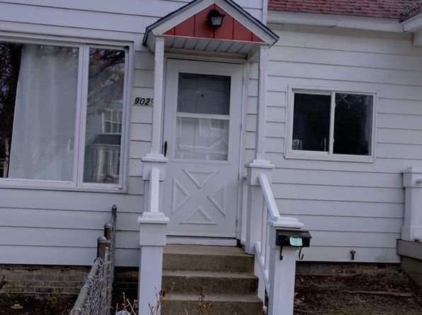 902 Washington St #1/2