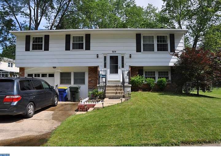 1st image of 924 Kenilworth Ave