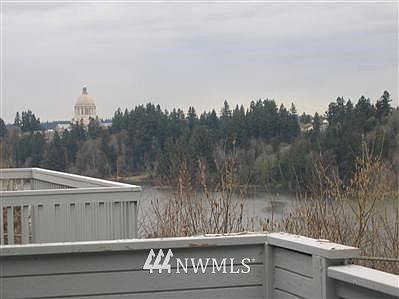 1st image of 810 6th Avenue SW
