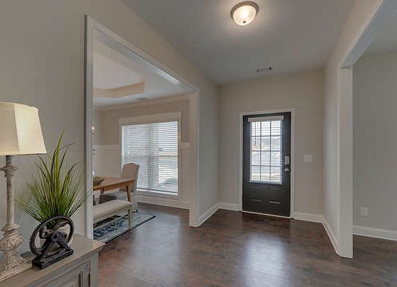3rd image of 3938 Meadowland Dr