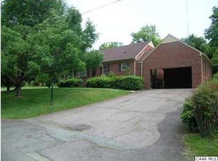 912 Saint Charles Ave, Charlottesville, VA 22901