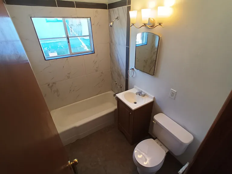 910 N Glendale Ave #912 & 910 — Photo 9
