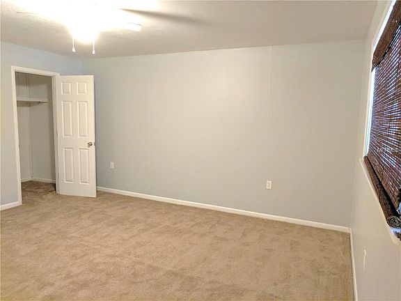 5th image of 2433 Marion Dr
