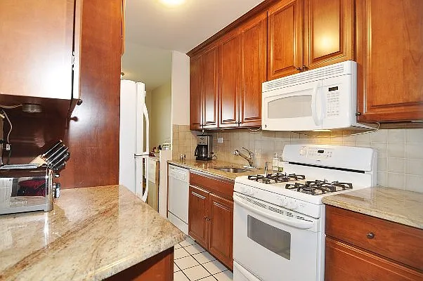 Sold by Robert E. Hill  | media 29