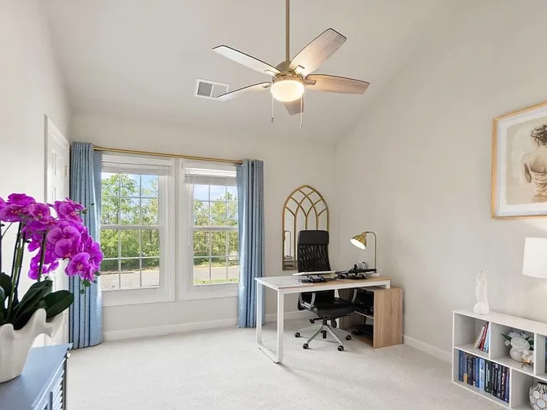 8115 Lacy Dr #304 — Photo 16