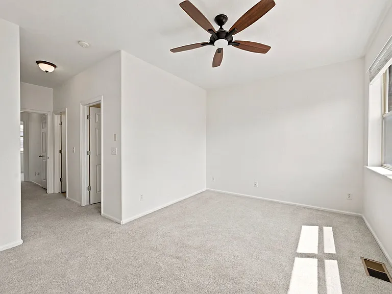 5388 Allison St — Photo 18