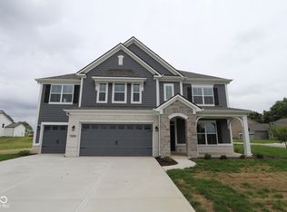 1141 Sweetland Ln, Greenwood, IN 46143