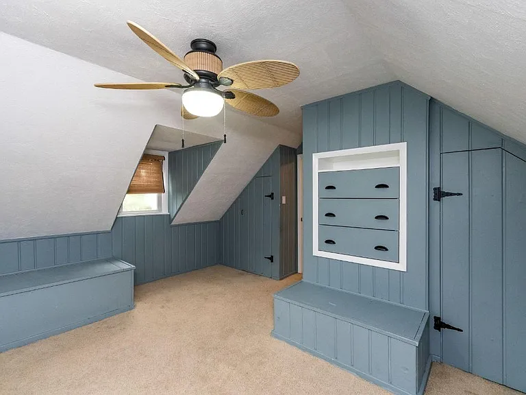 6814 Duke Dr — Photo 23