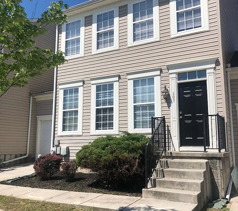603 McConnell Ct