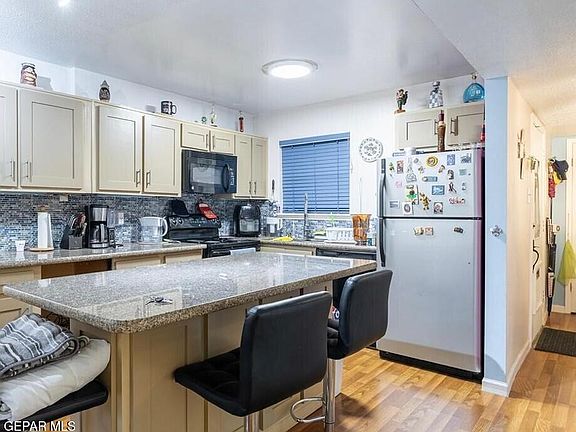 5th image of 4800 N Stanton St Unit 95