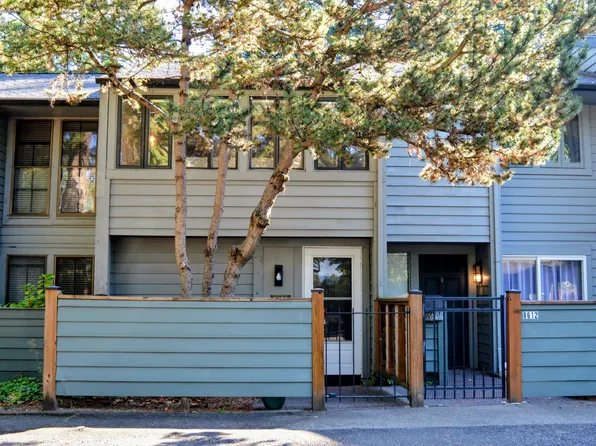 8608 SW Brightfield Cir, Tigard, OR 97223