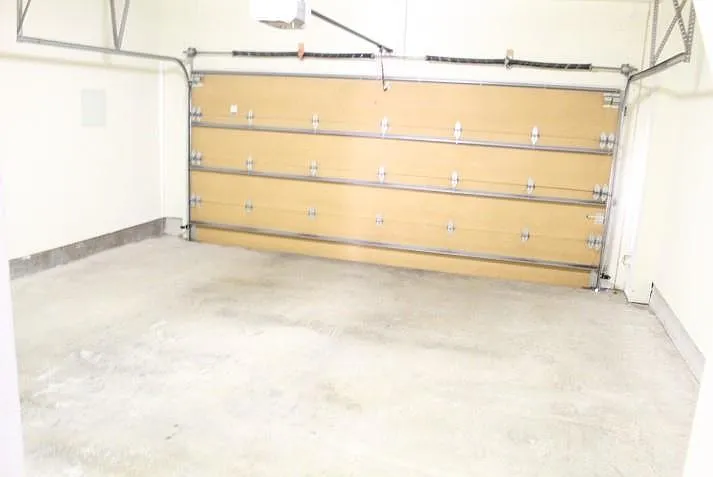 4230 Travis St #8 — Photo 3