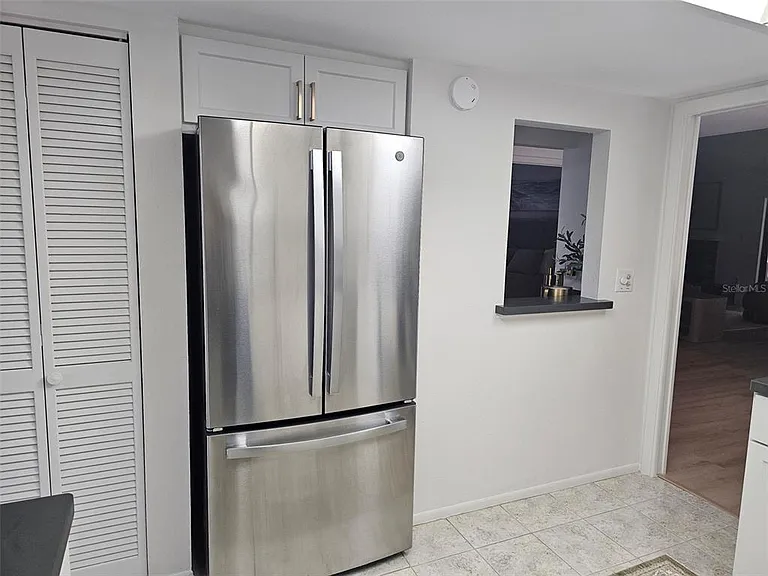 4408 La Jolla Dr #19-A — Photo 12