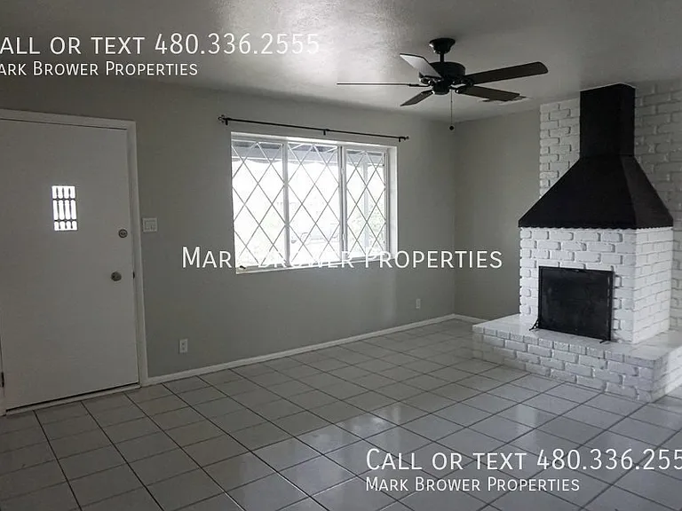 332 E Pierce St — Photo 3