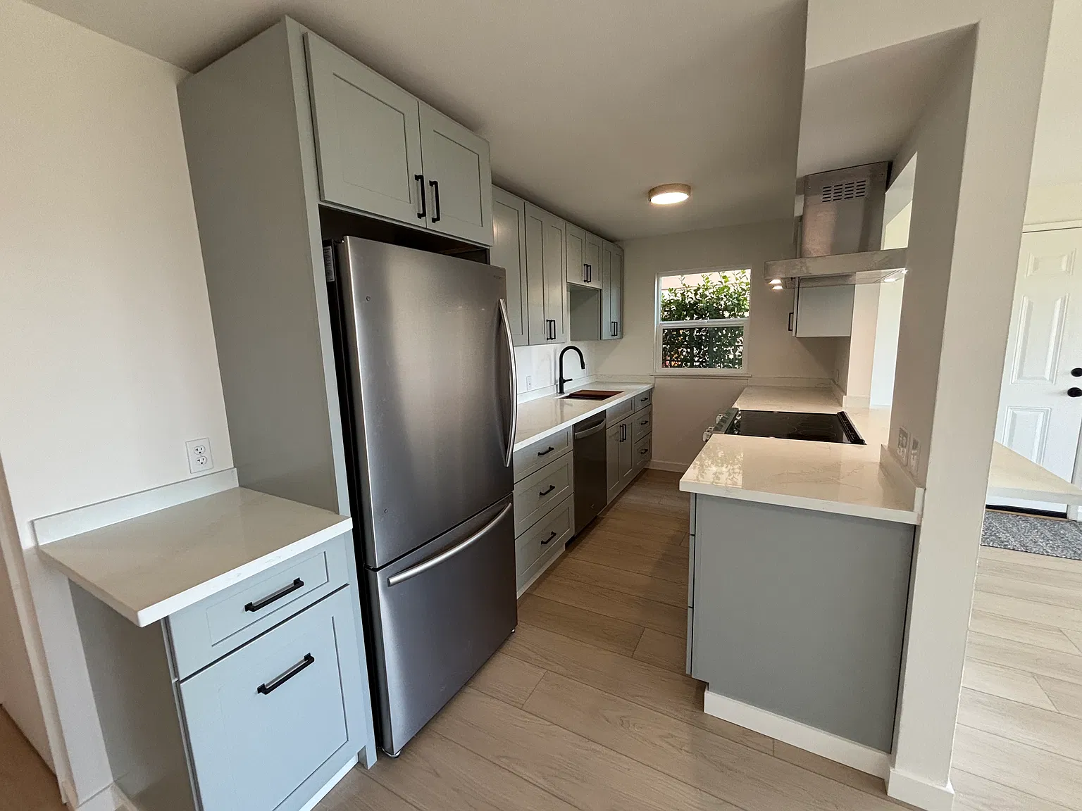 1 bed, $2,950 — Photo 4