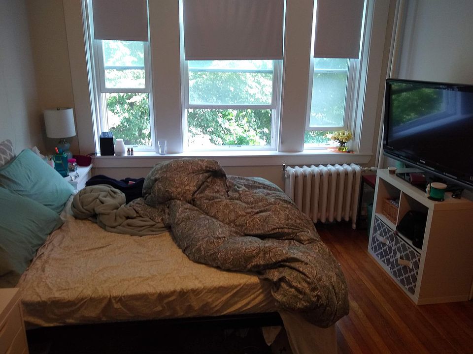 2nd image of 1164 Boylston St #24