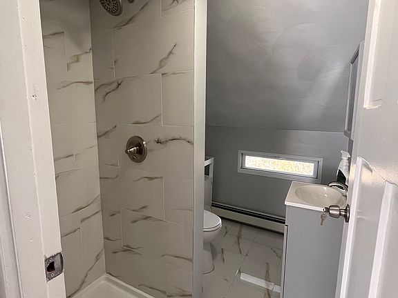 4th image of 77 Lyon Ave Floor 2