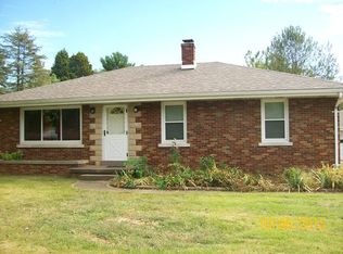 900 Mahrenholz Ave, Evansville, IN 47712