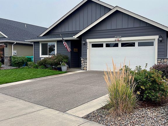2nd image of 2759 Esther Ln